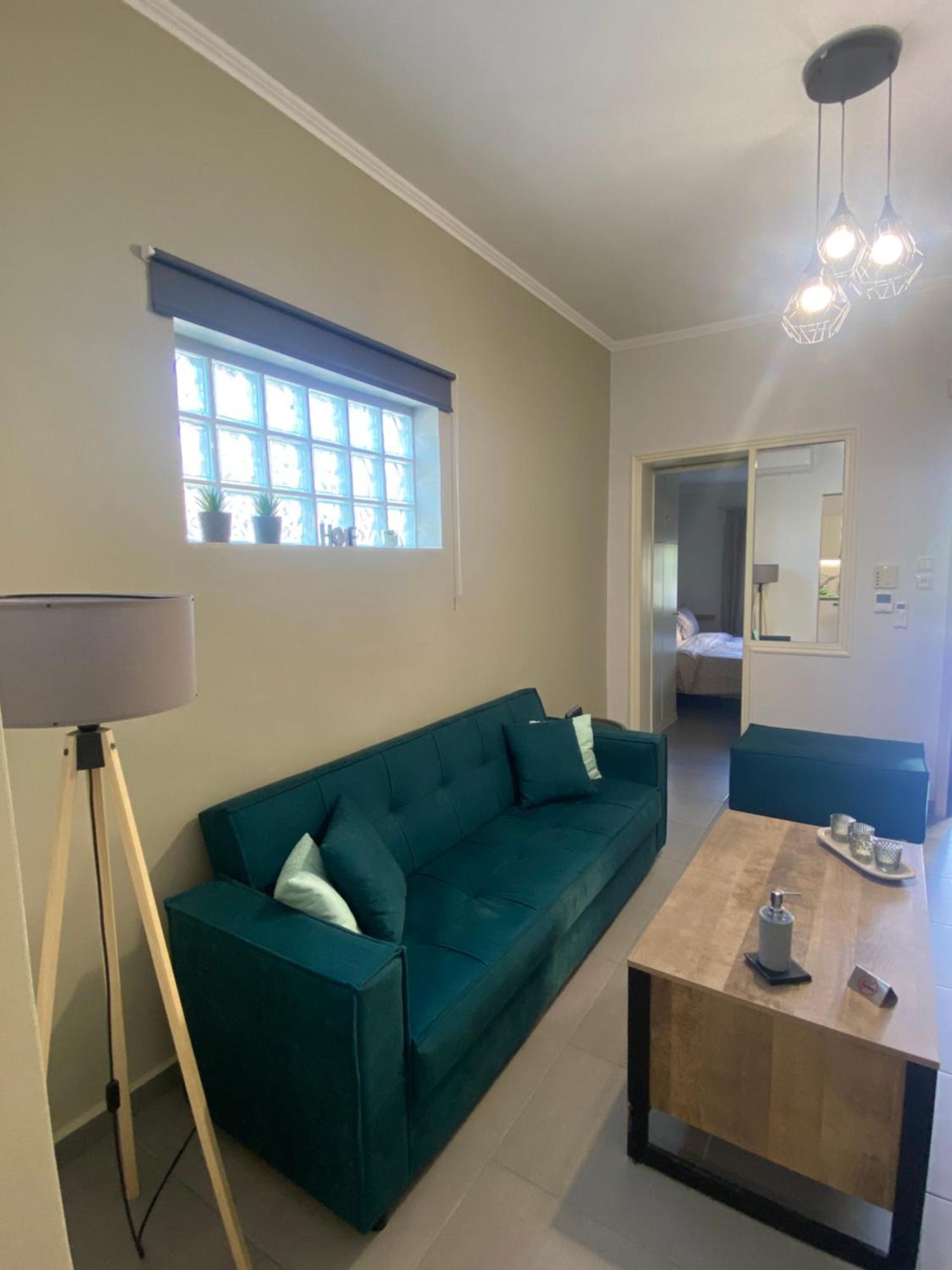 D & A House 150m From Chalandri Metro Station Apartment